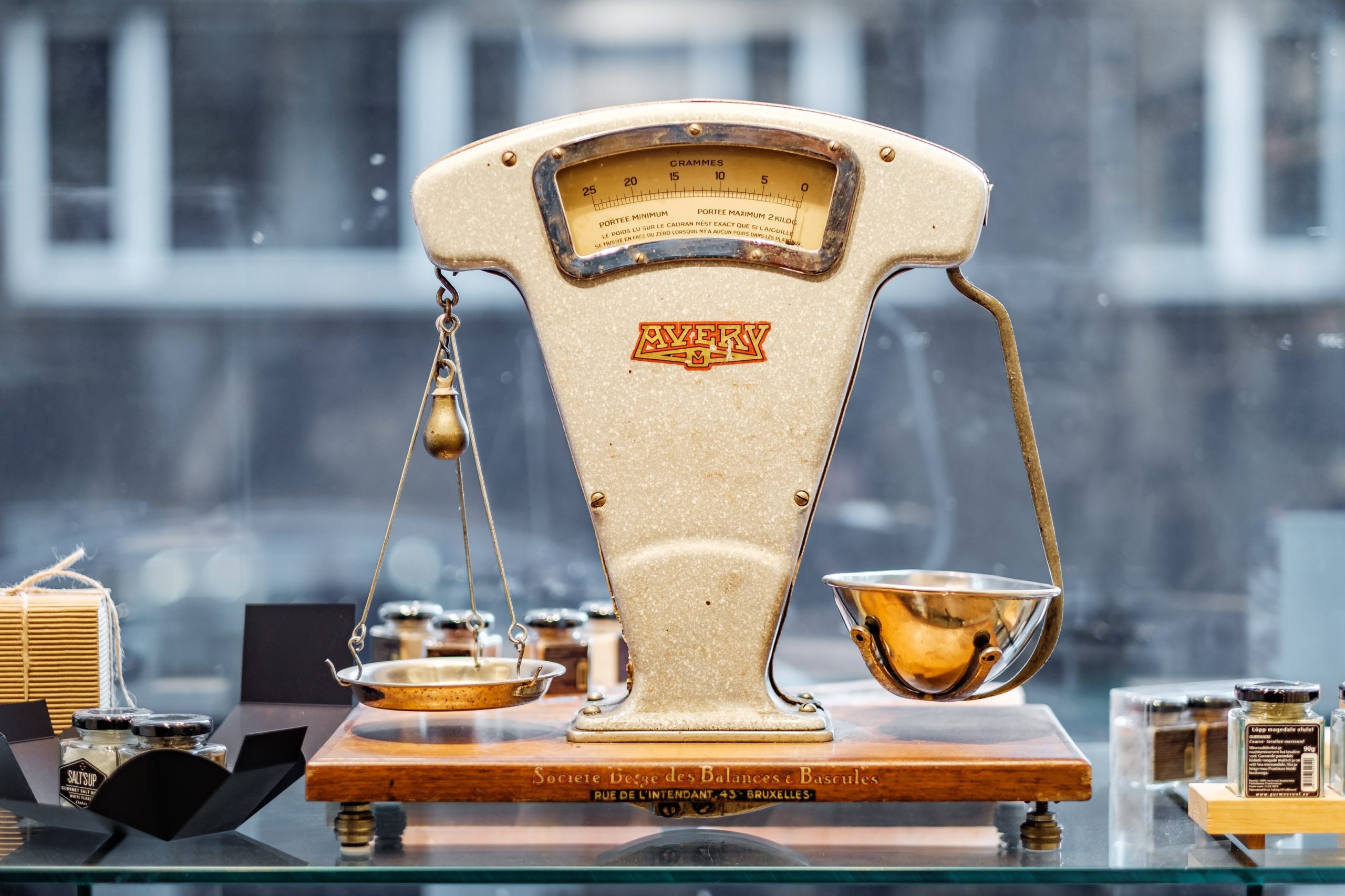 Scale showing one item heavier than another.